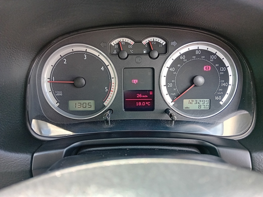 Volkswagen Golf 1.9 Tdi Se Red #13