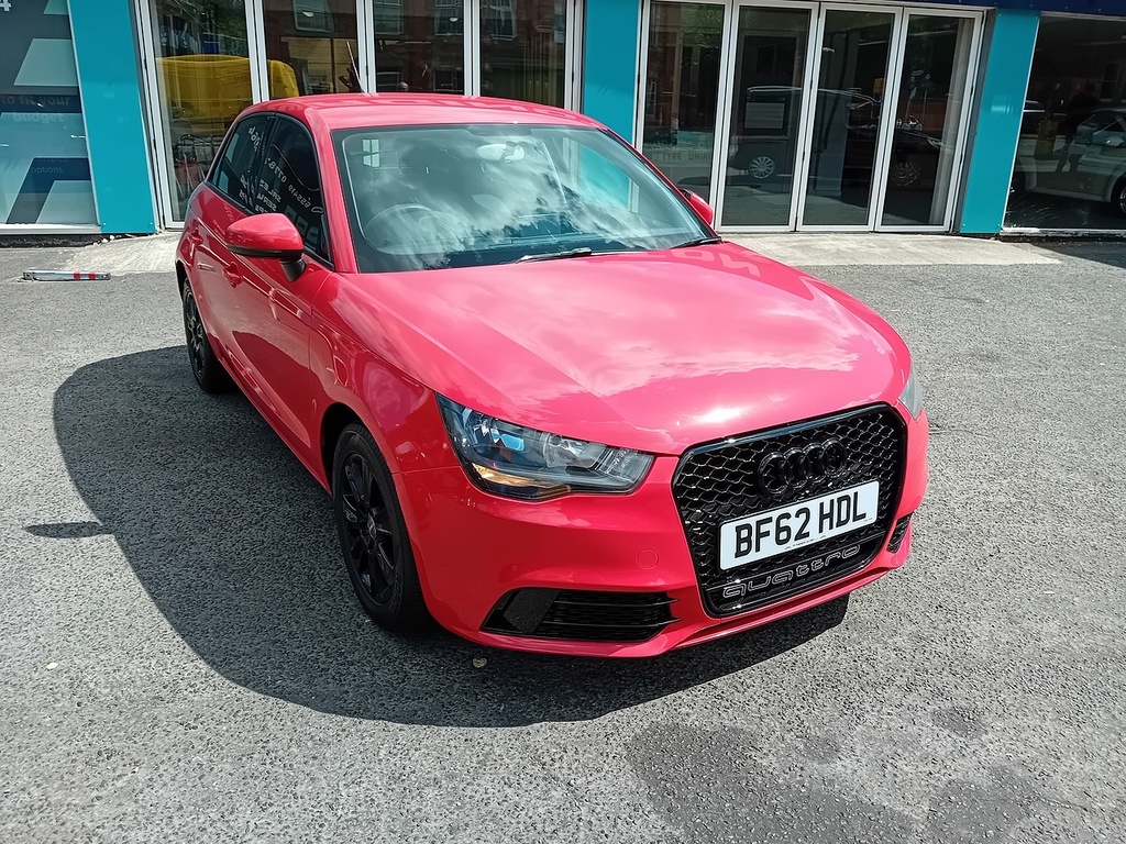Audi A1 1.6 Tdi Se Sportback Euro 5 Ss Red