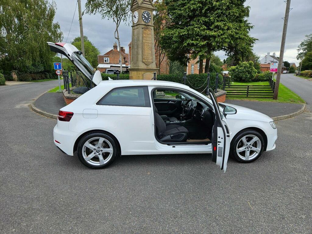 Audi A3 1.4 Tfsi Cod Sport Euro 6 Ss White #3