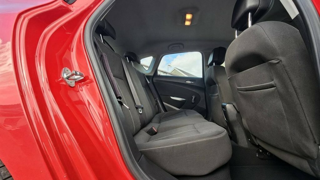 Vauxhall Astra 1.7 Cdti Club Ac 0D 100 Bhp Black #7