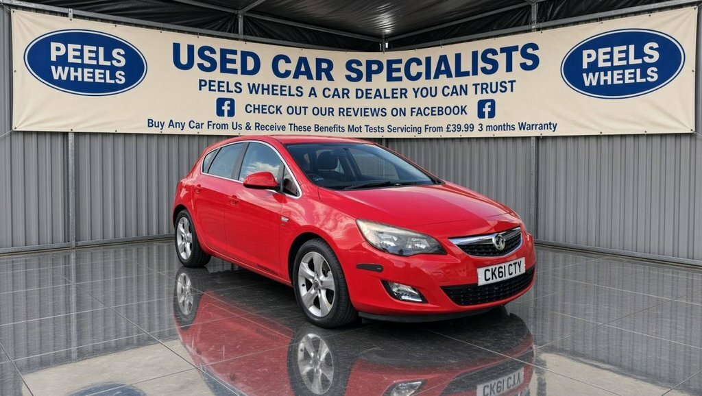 Vauxhall Astra 2L Sri Red