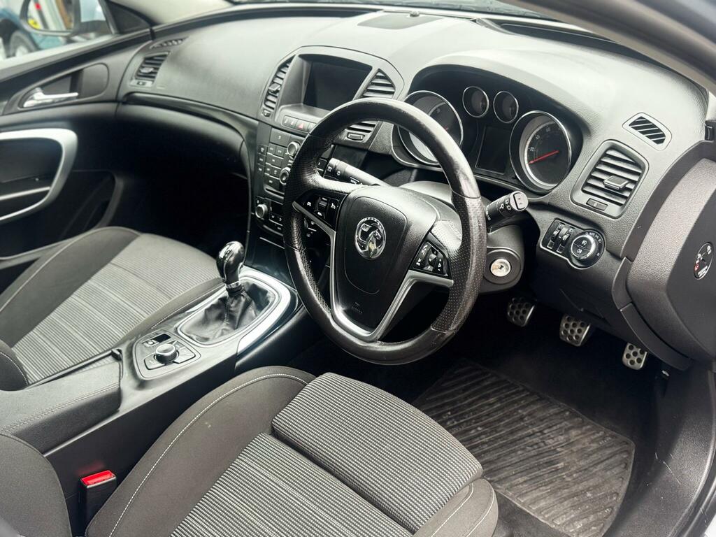 Vauxhall Insignia Hatchback Grey #8