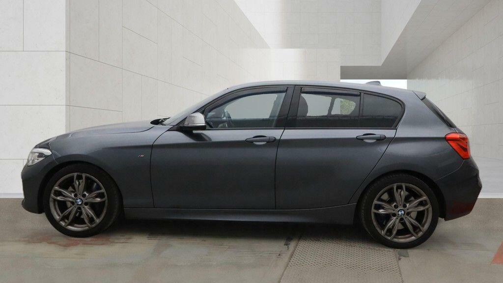 BMW 1 Series 3L Null Black #5