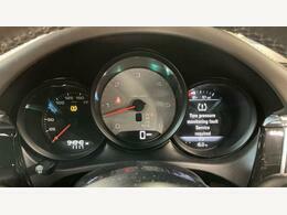 Porsche Macan 3.0 Td V6 S Black #19
