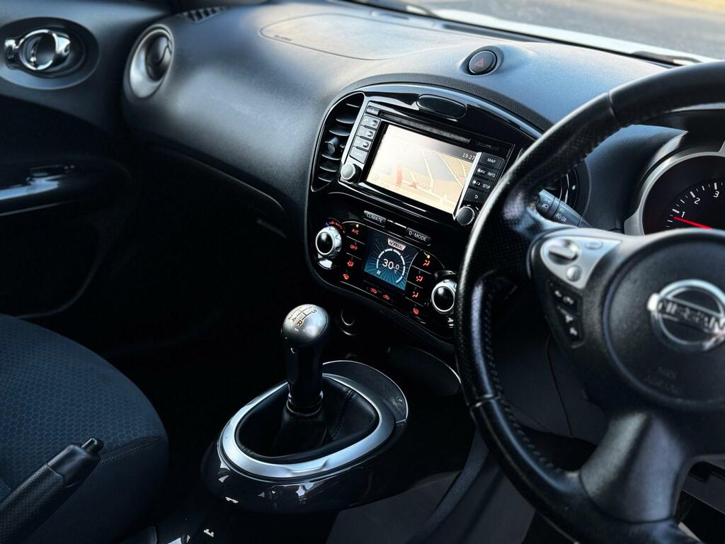 Nissan Juke Suv Black #8
