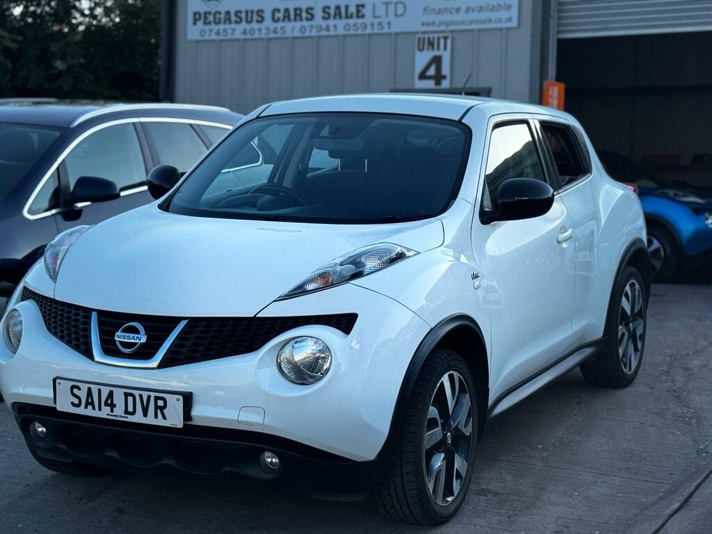 Nissan Juke Suv Black #3