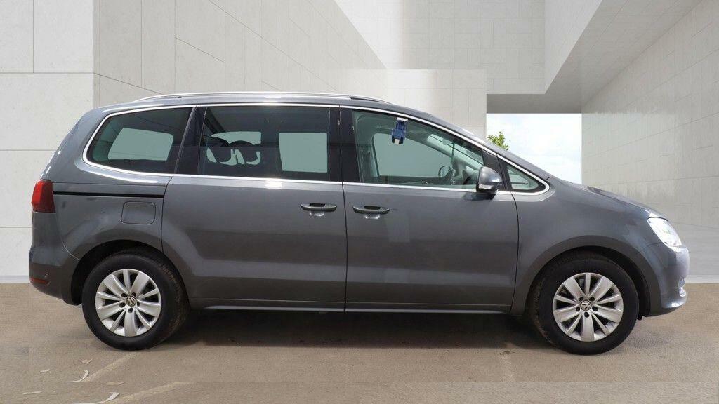 Volkswagen Sharan Mpv  #5