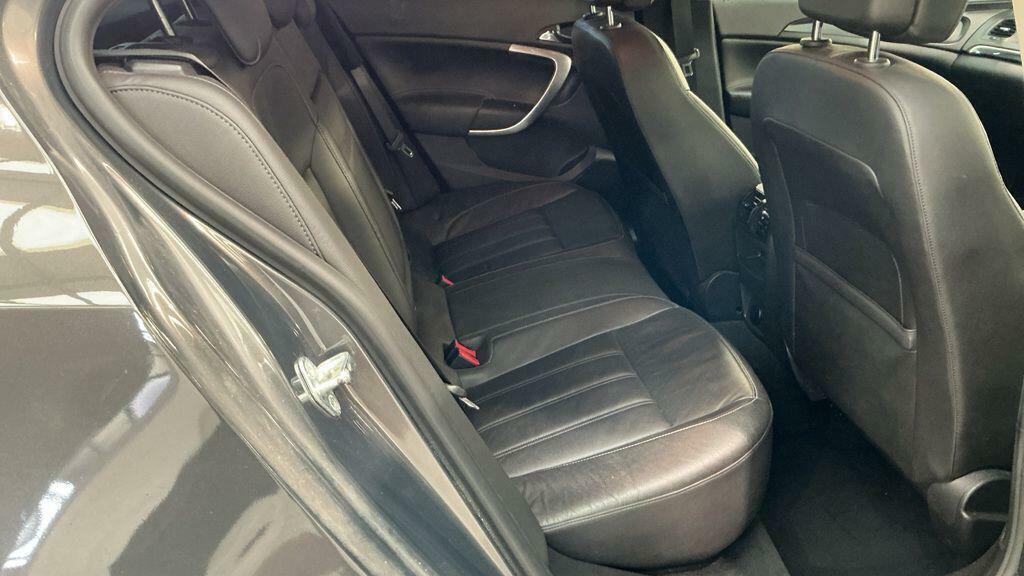 Vauxhall Insignia Elite Nav Cdti White #8