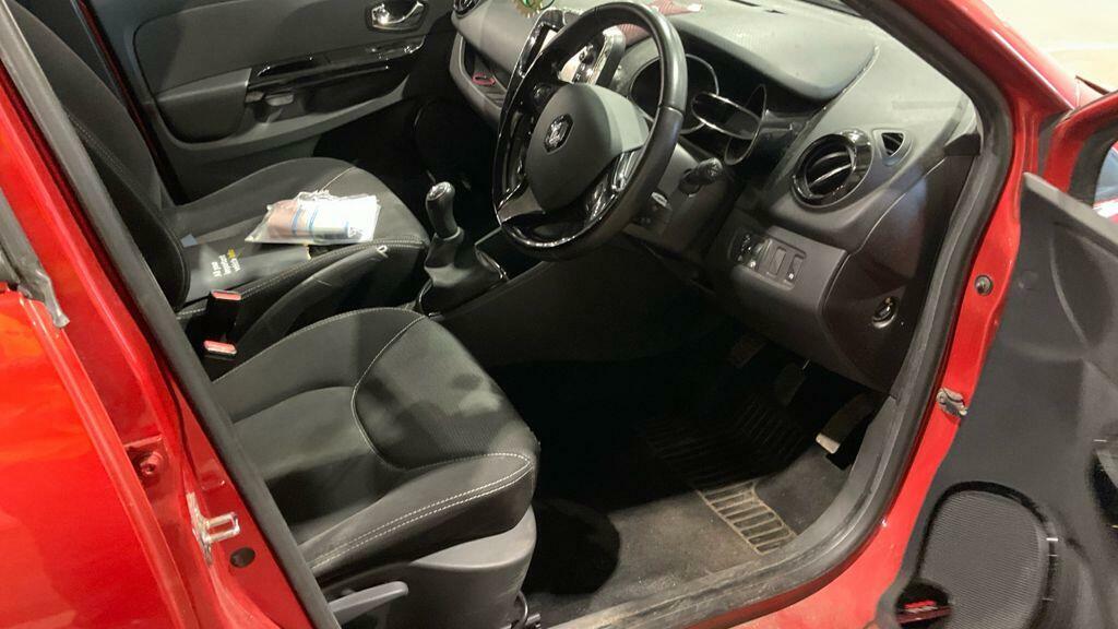 Renault Clio Hatchback  #6