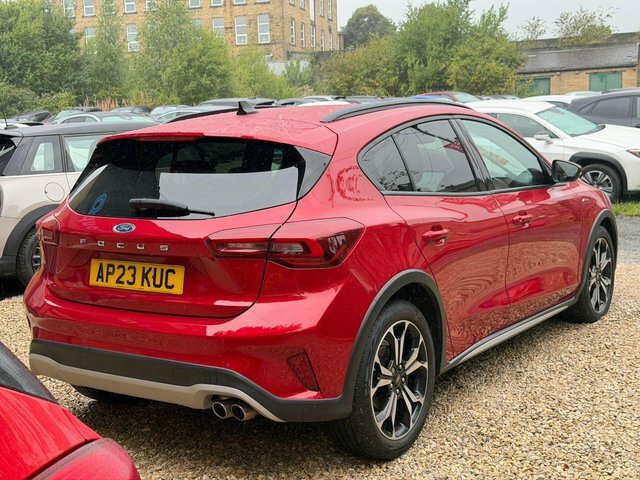 Ford Focus Hatchback AP23KUC Red #5