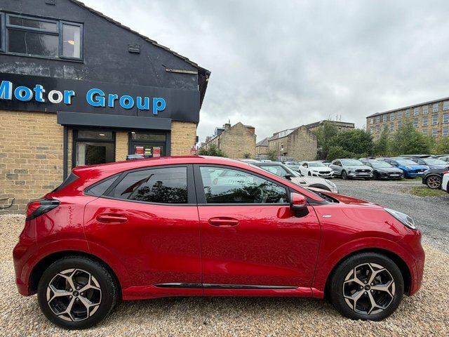 Ford Puma Suv EK74UPM Red #4
