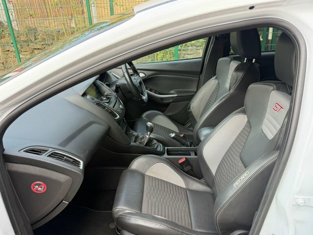 Ford Focus 1.0 Ecoboost 125 Titanium Grey #11