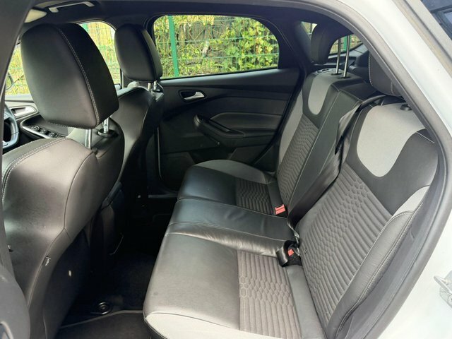 Ford Focus 1.0 Ecoboost 125 Titanium Grey #16