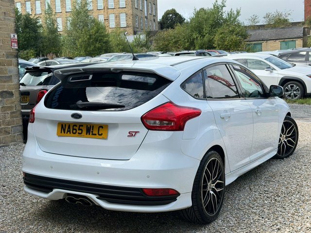 Ford Focus 1.0 Ecoboost 125 Titanium Grey #34