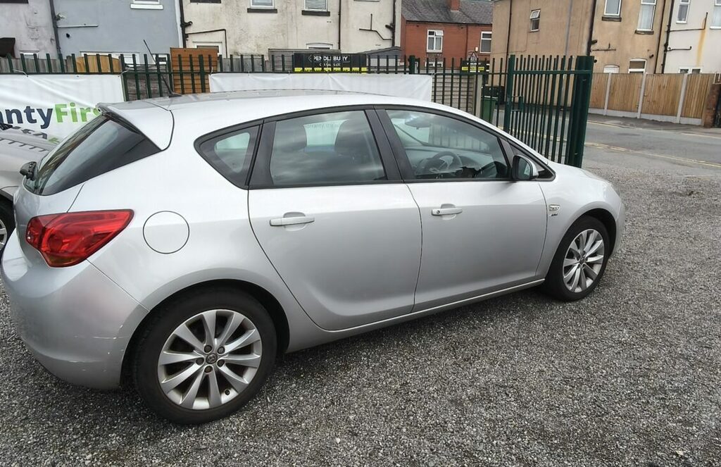 Vauxhall Astra 1.6 16V Sri VX Line Euro 5 Black #5