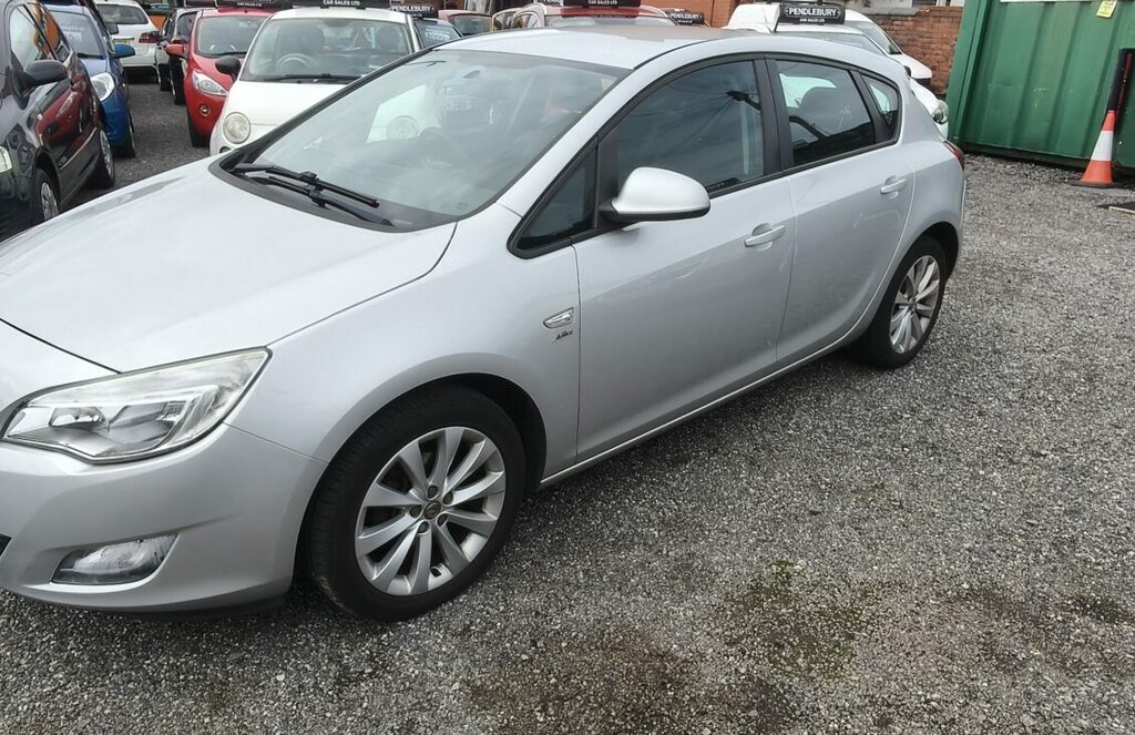 Vauxhall Astra 1.6 16V Sri VX Line Euro 5 Black #3