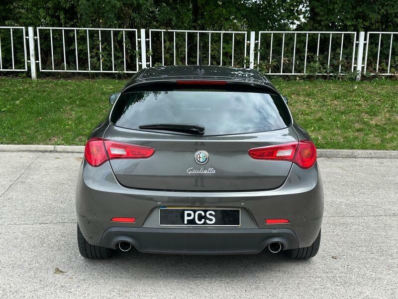 Alfa Romeo Giulietta 2.0 Jtdm-2 Exclusive Euro 5 Ss Grey #3