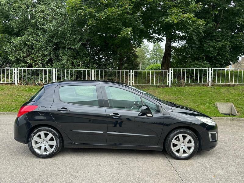 Peugeot 308 1.6 Hdi Active 92 Bhp Grey #32