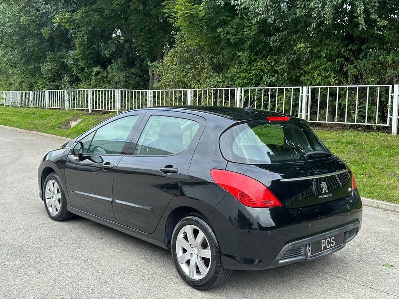 Peugeot 308 1.6 Hdi Active 92 Bhp Grey #36