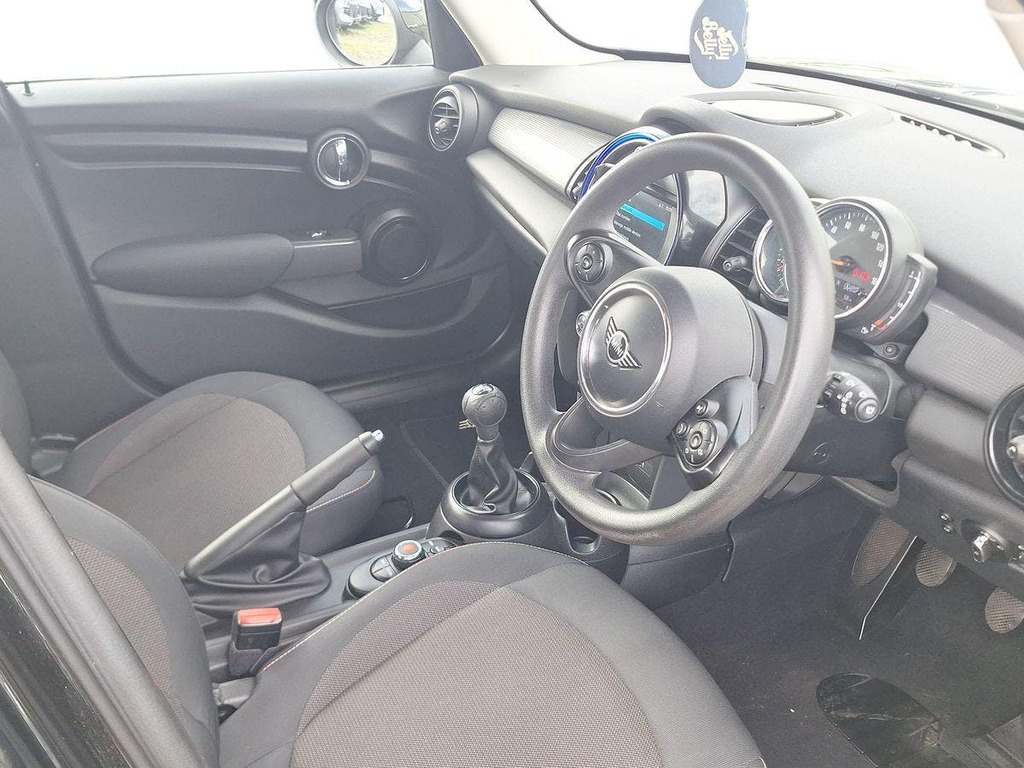 Mini Hatch 1.5 Cooper Gpf Hatchback Euro 6 SR68PVK Black #5