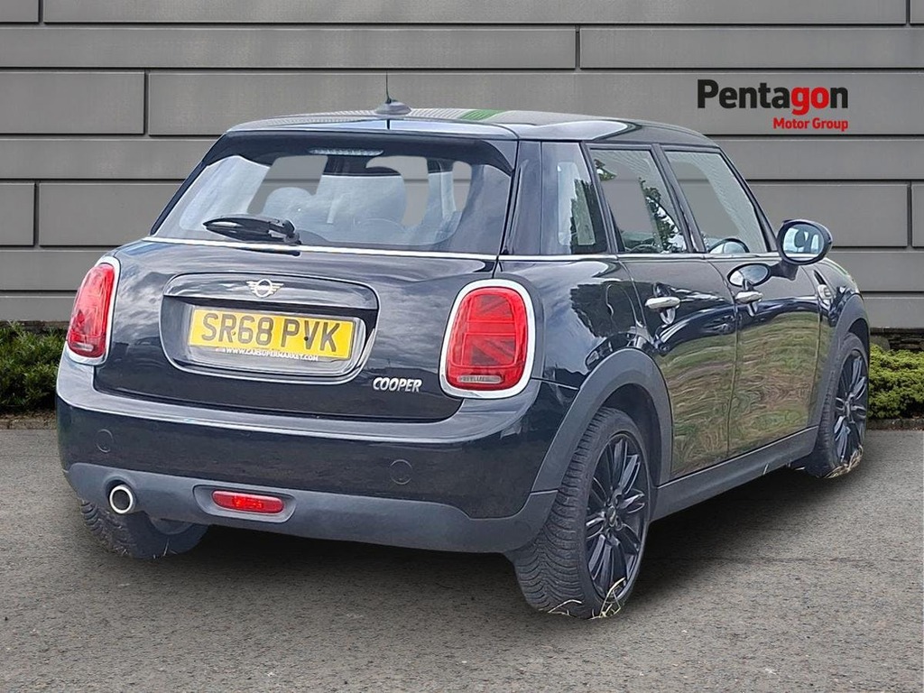 Mini Hatch 1.5 Cooper Gpf Hatchback Euro 6 SR68PVK Black #4