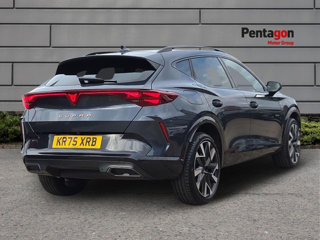Cupra Ateca 1.5 Ecotsi V2 Suv Dsg Euro 6 Ss 150 Black #4
