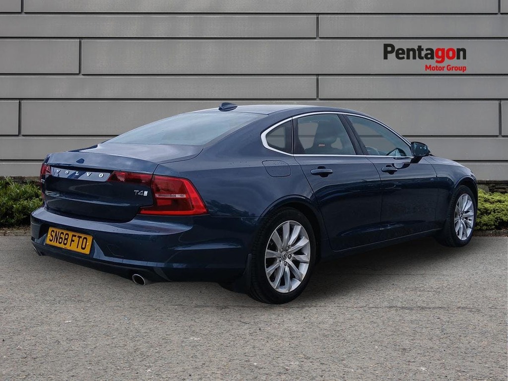 Volvo S90 2.0 T4 Momentum Pro Saloon Euro 6 Blue #4