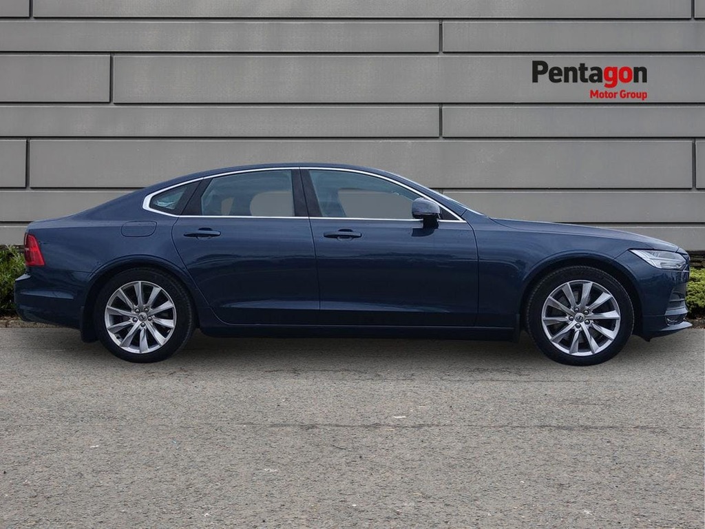 Volvo S90 D4 R-design Black #11