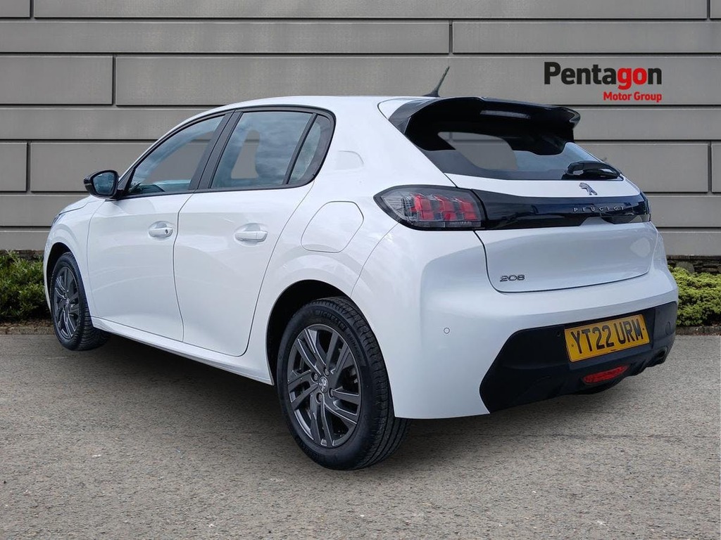 Peugeot 208 1.2 Puretech Active Premium Hatchback E YT22URM White #2