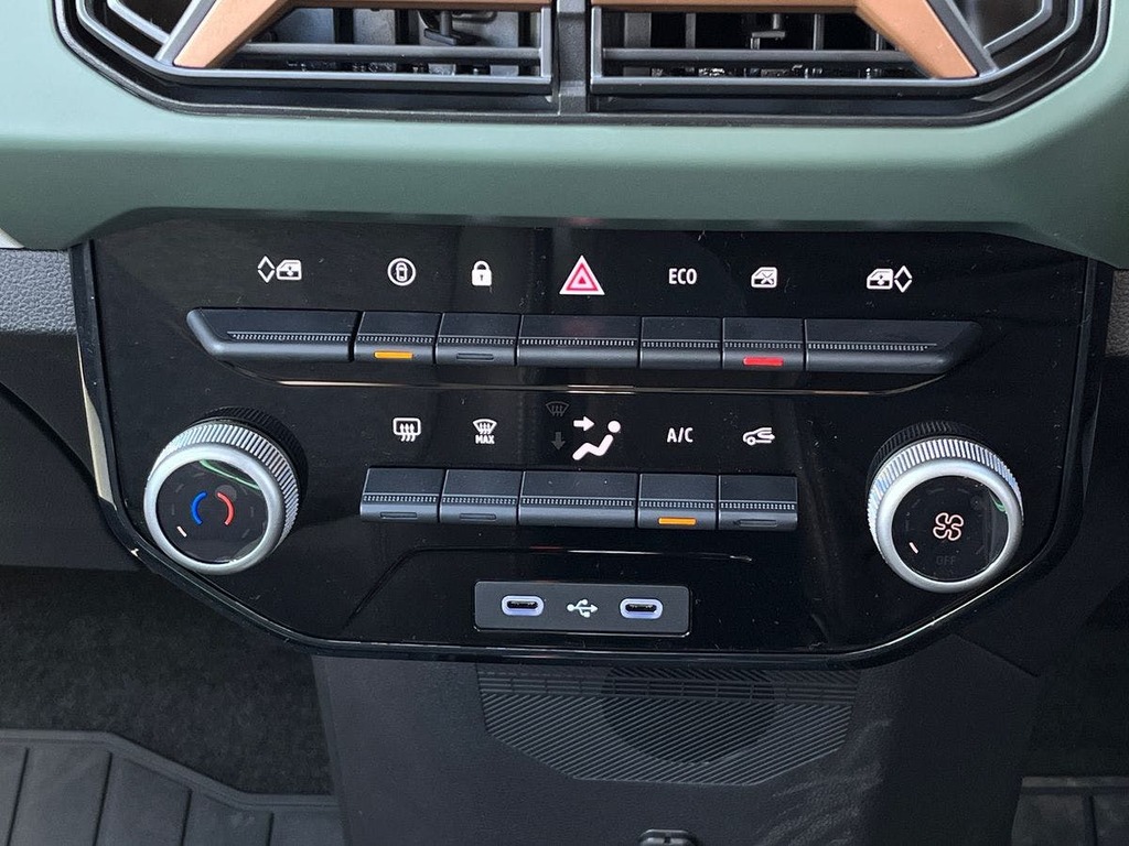 Dacia Spring 27Kwh Expression 65 48Kw Green #22