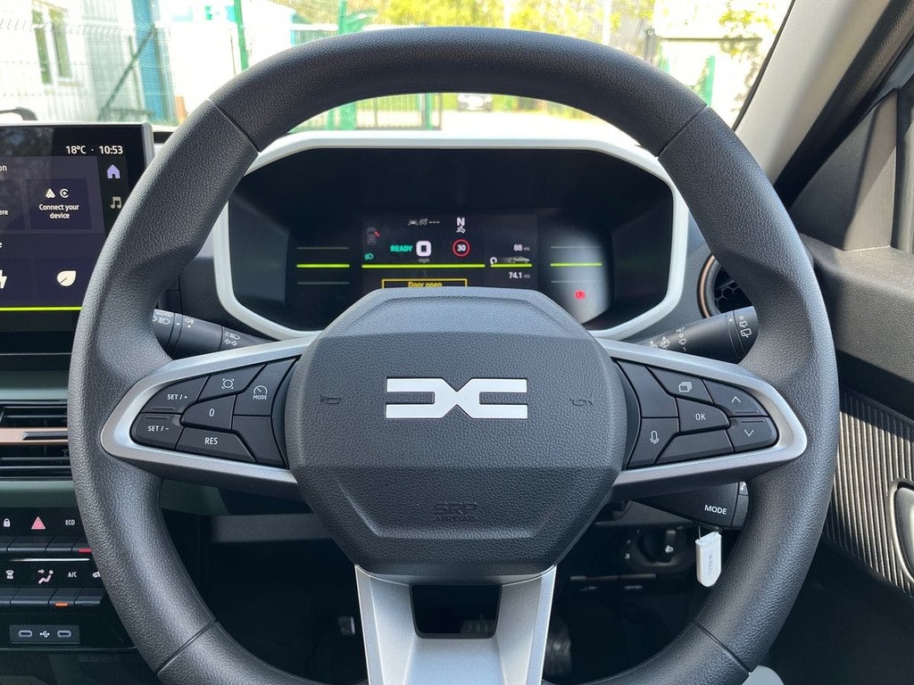 Dacia Spring 27Kwh Expression 65 48Kw Green #24