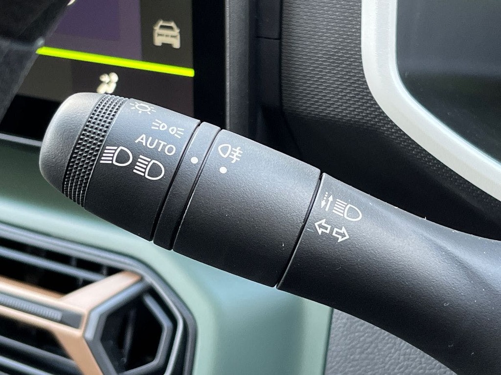 Dacia Spring 27Kwh Expression 65 48Kw Green #26