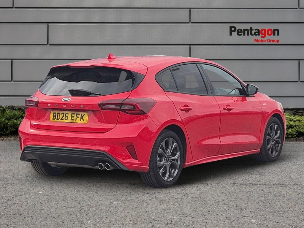 Ford Focus St-line X Black #4