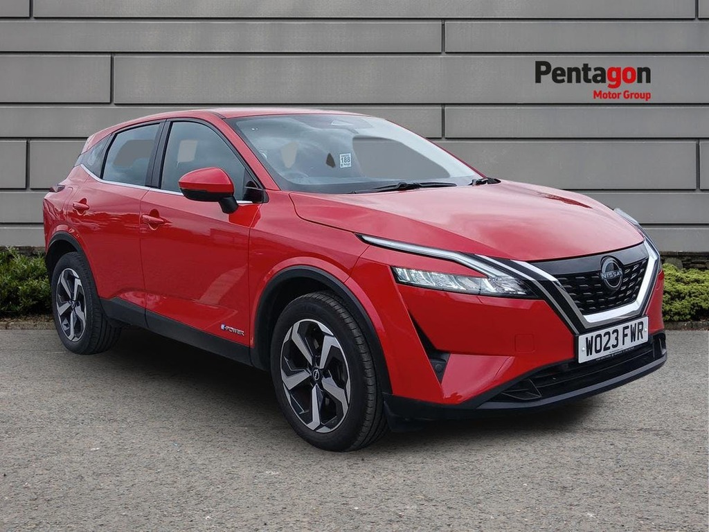 Nissan Qashqai 1.5 H E Power Acenta Premium Suv Hybrid Red