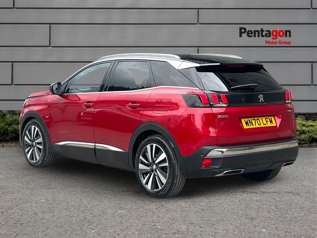 Peugeot 3008 Active White #2