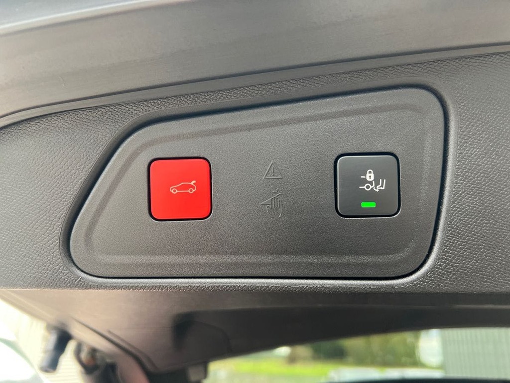 Peugeot 3008 Active White #16