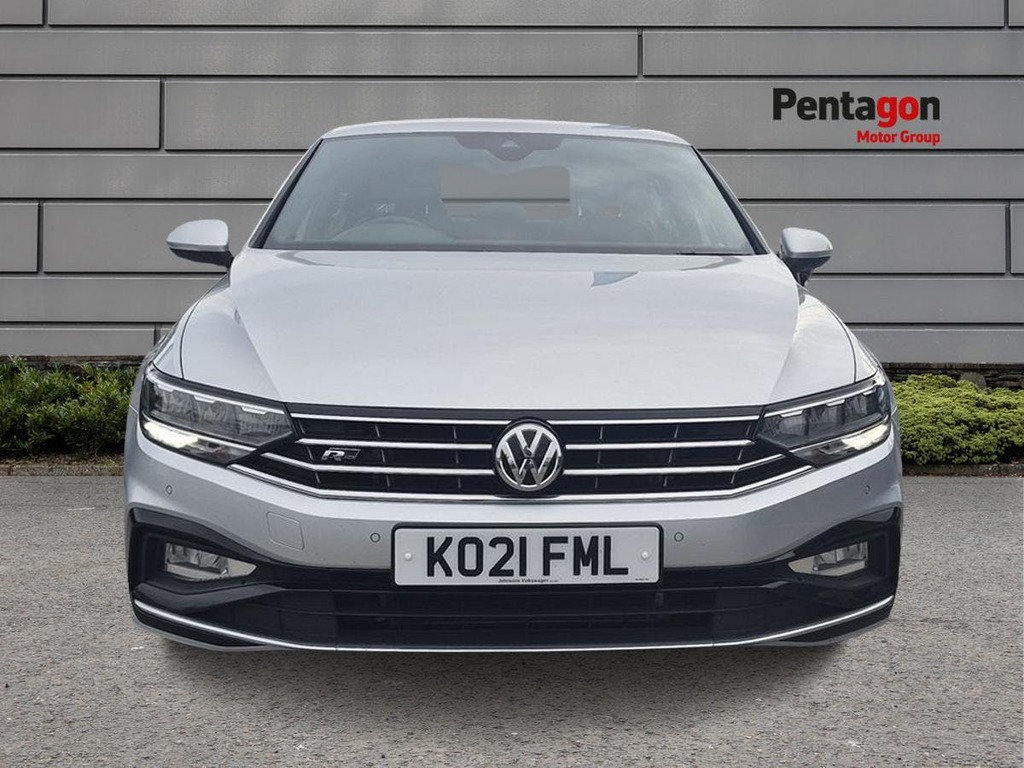 Volkswagen Passat 2021 21 2.0 Black #13