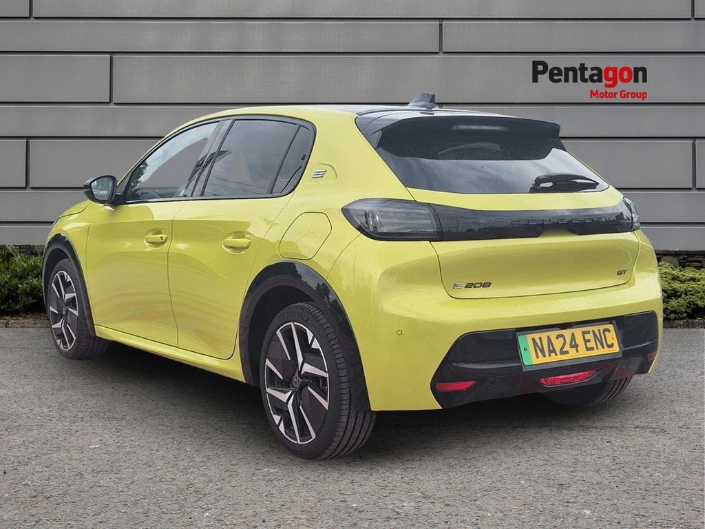 Peugeot e-208 51Kwh Gt Hatchback 11Kw Charger Yellow #2