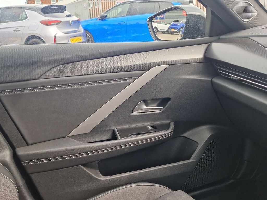 Vauxhall Astra 1.2 Turbo 130 Griffin Tech Pack Grey #39