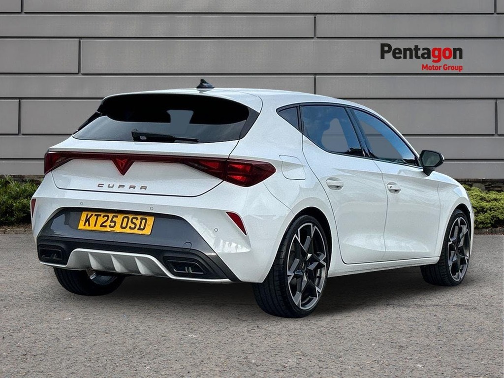 Cupra Leon 1.5 Etsi V2 Hatchback Hybrid Dsg Euro 6 White #4