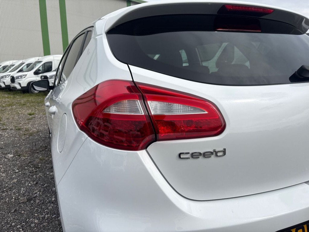 Kia Ceed 1.4 T-gdi First Edition Euro 6 Ss Blue #18