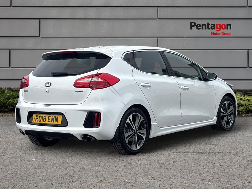 Kia Ceed 1.6 Crdi Gt Line Hatchback Euro White #4