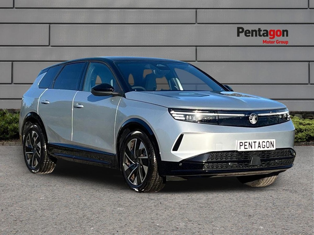 Vauxhall Grandland 73Kwh Gs Suv 213 Ps Silver