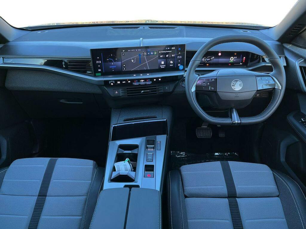 Vauxhall Grandland 73Kwh Gs Suv 213 Ps Silver #6