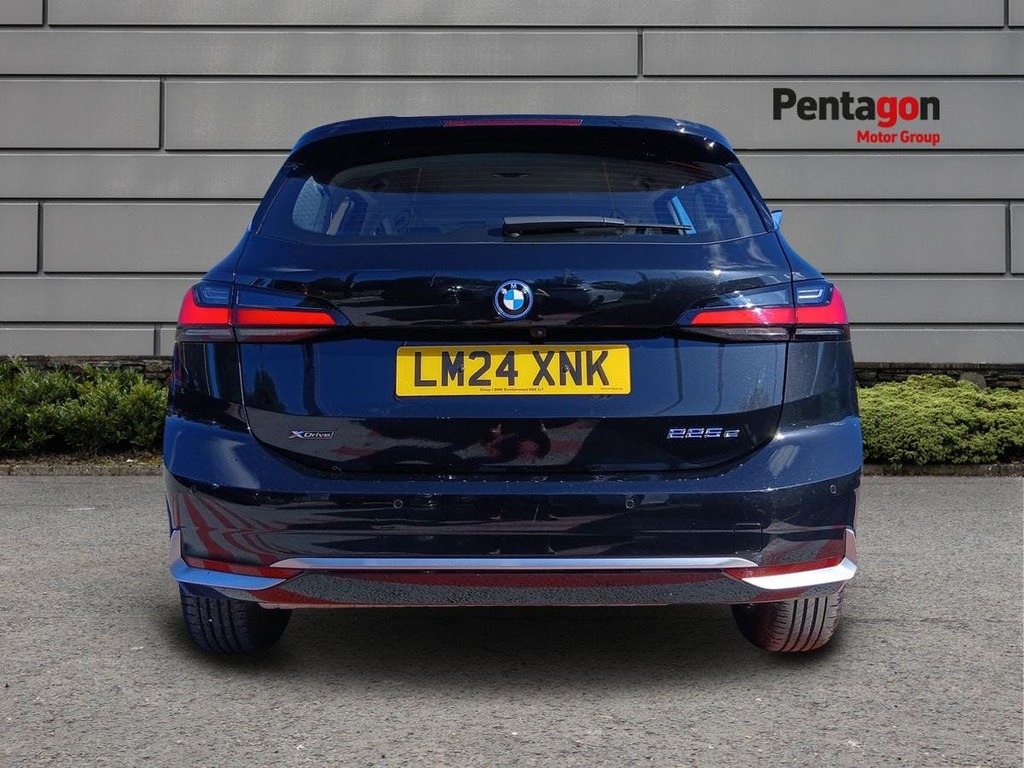 BMW 2 Series Active Tourer M Sport White #14