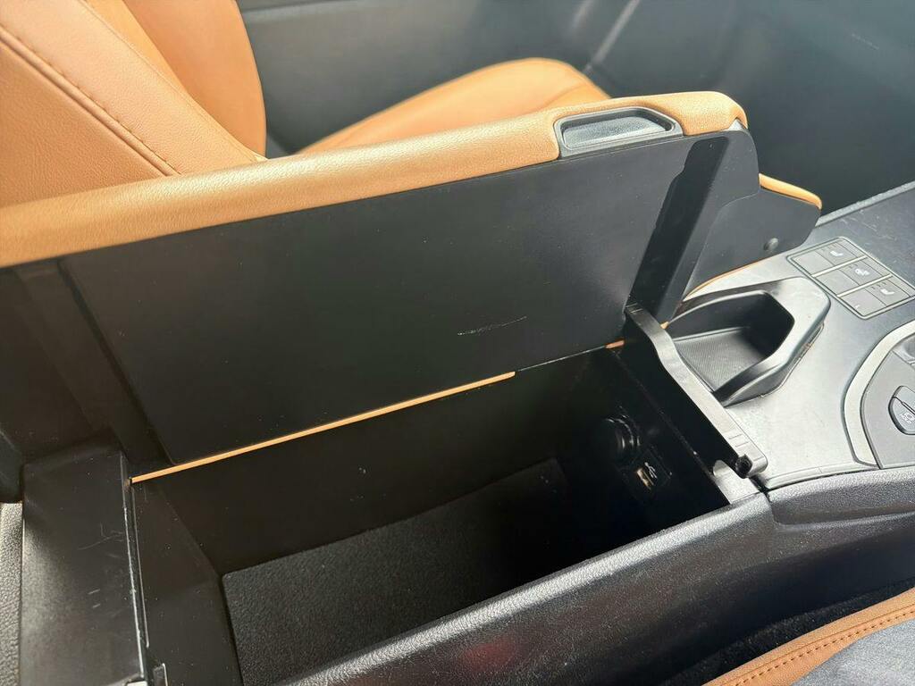 Lexus UX 300E 72.8Kwh Takumi Grey #22