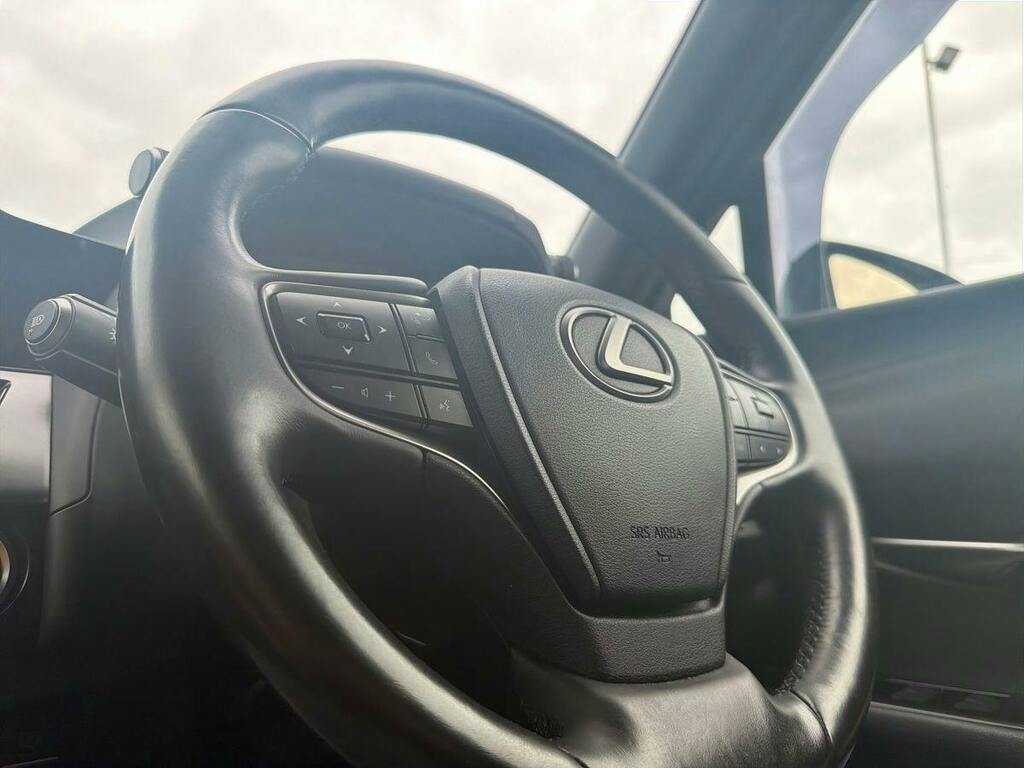Lexus UX 300E 72.8Kwh Takumi Grey #16