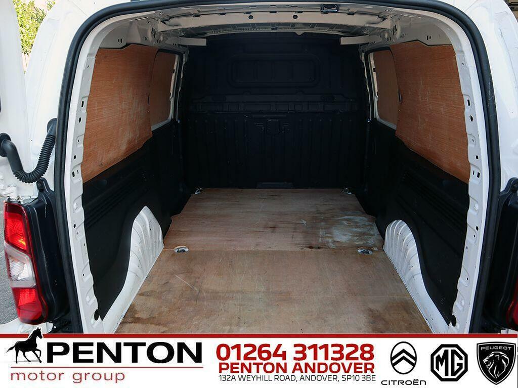 Vauxhall Combo 1.5 Turbo D 2300 Dynamic L2 H1 Euro 6 White #3