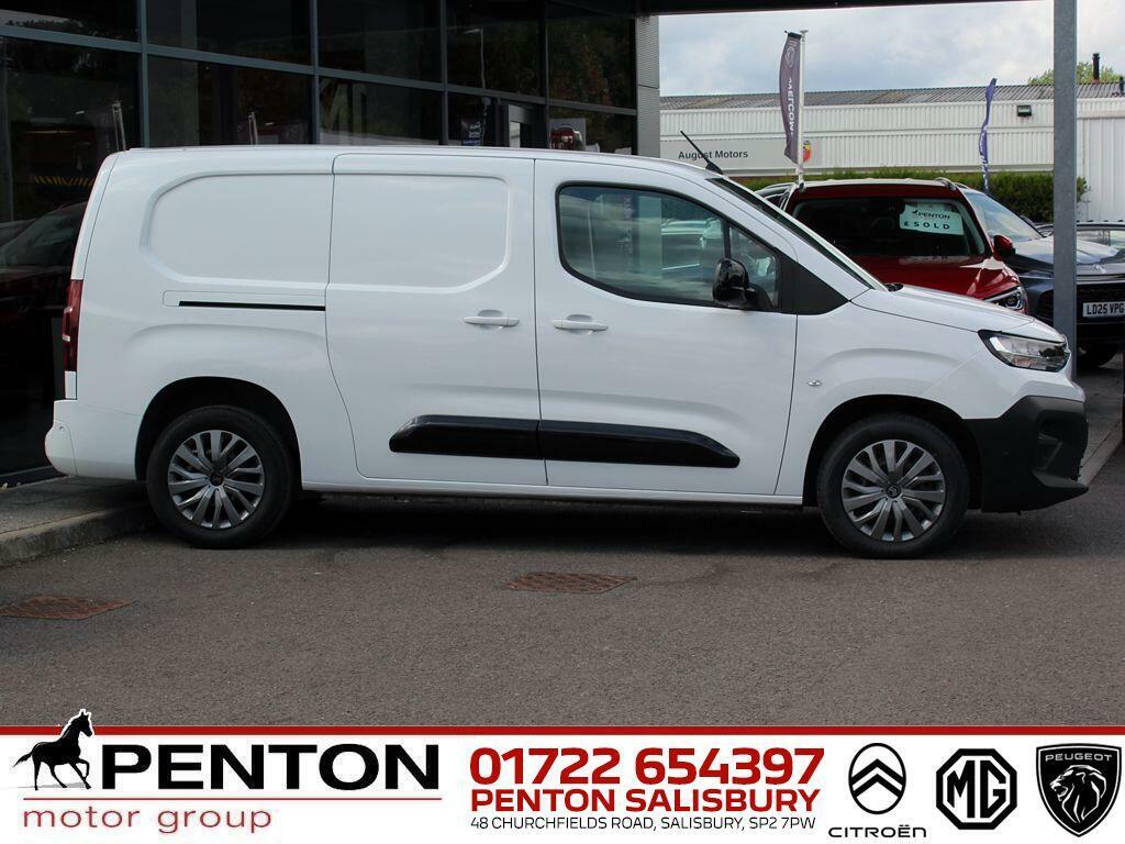 Citroen Berlingo Driver White #16