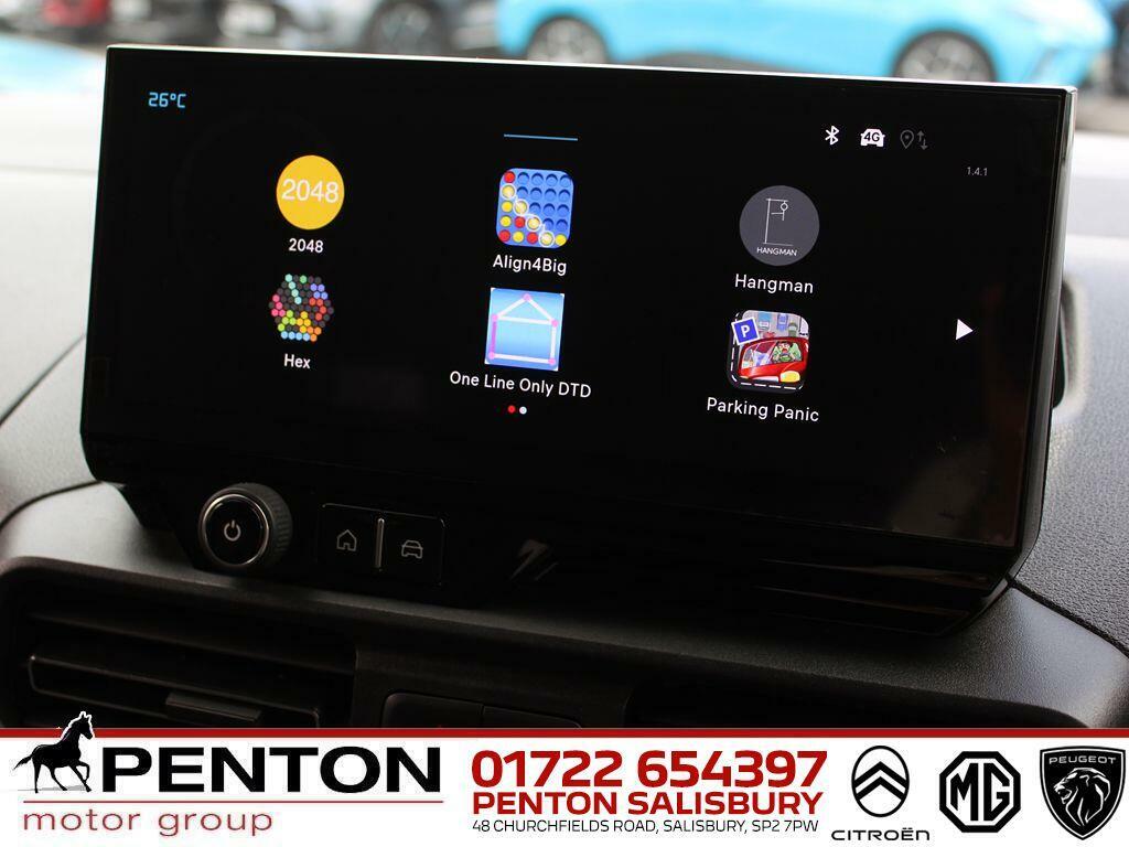 Citroen Berlingo Driver White #10